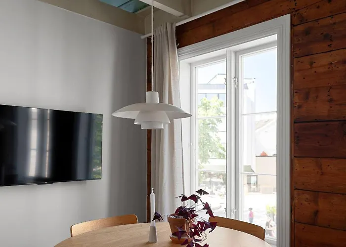 Unique In Stavangers Sentral Square * Stavanger